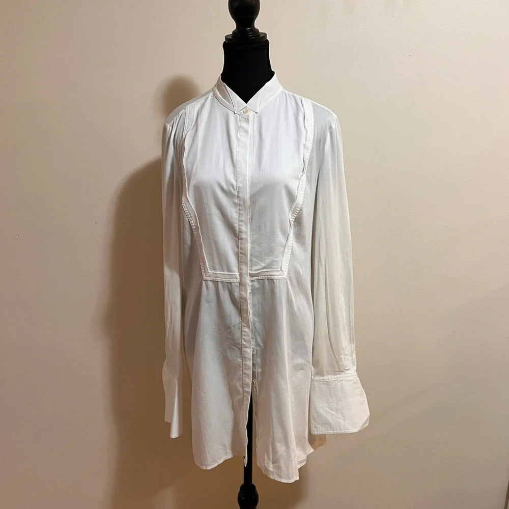 BCBG Top - Picture 1 of 3